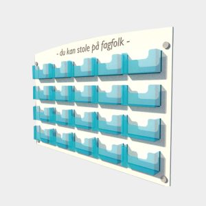 Visittkorttavle for vegg. Hvit bakplate med 20 transparente holdere i front. VD20