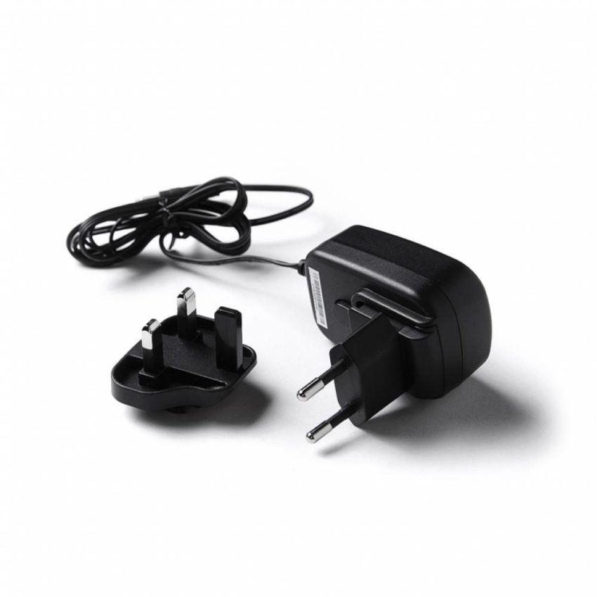 Kontakt for plakatramme med LED lys - fra Display.no